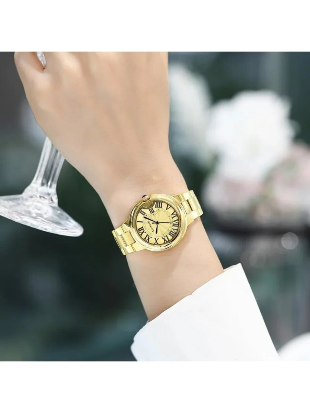 Women's Gold Roman Numerals Classic Solid Vintage  Stainless Steel Band Watch